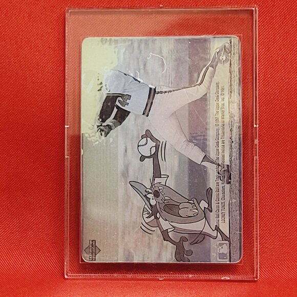 Upper Deck Comic Ball Cards Looney Tunes Reggie Jackson Tasmanian Devil Hologram - Picture 10 of 11